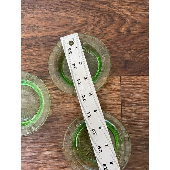 3Hazel Atlas Checkerboard Uranium Glass Ashtray small salesman - Picture 7 of 16